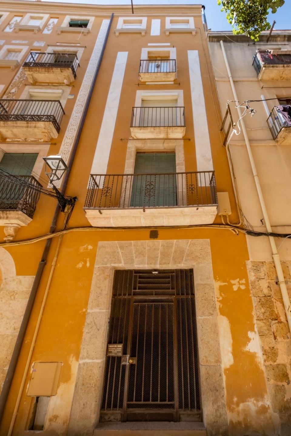 Apartamento En El Corazon De Tarragona. Planta Baja Con Patio. Ngoại thất bức ảnh