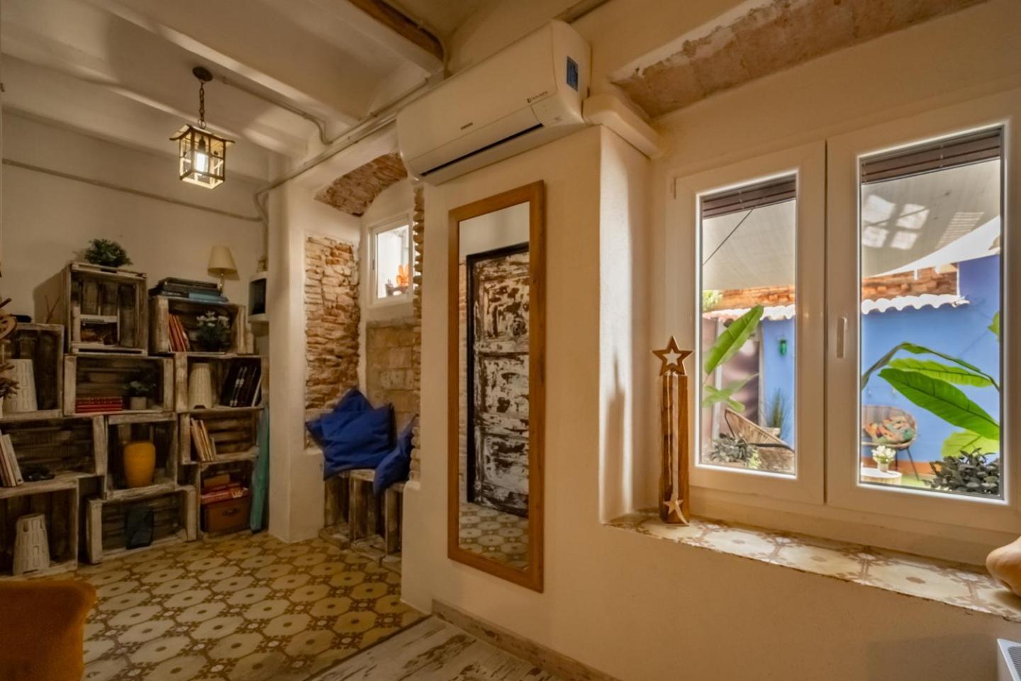 Apartamento En El Corazon De Tarragona. Planta Baja Con Patio. Ngoại thất bức ảnh