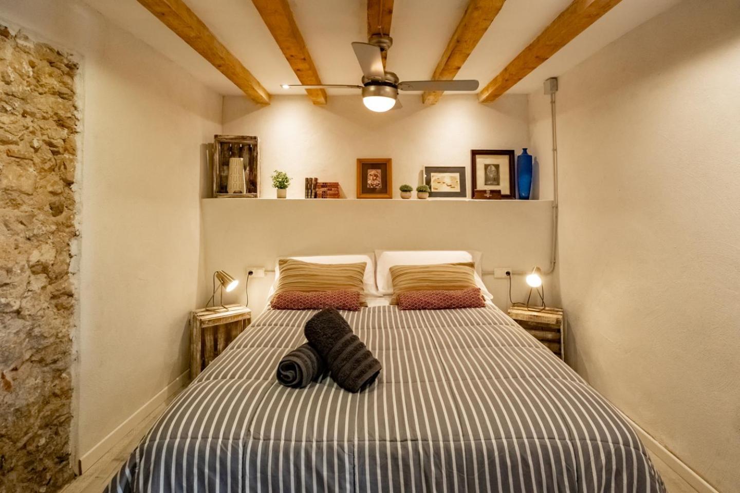 Apartamento En El Corazon De Tarragona. Planta Baja Con Patio. Ngoại thất bức ảnh