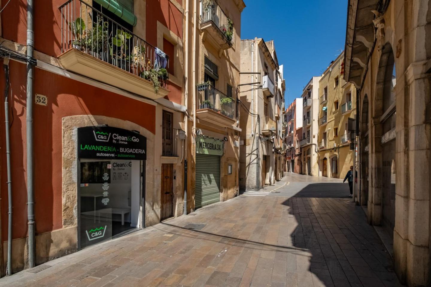 Apartamento En El Corazon De Tarragona. Planta Baja Con Patio. Ngoại thất bức ảnh