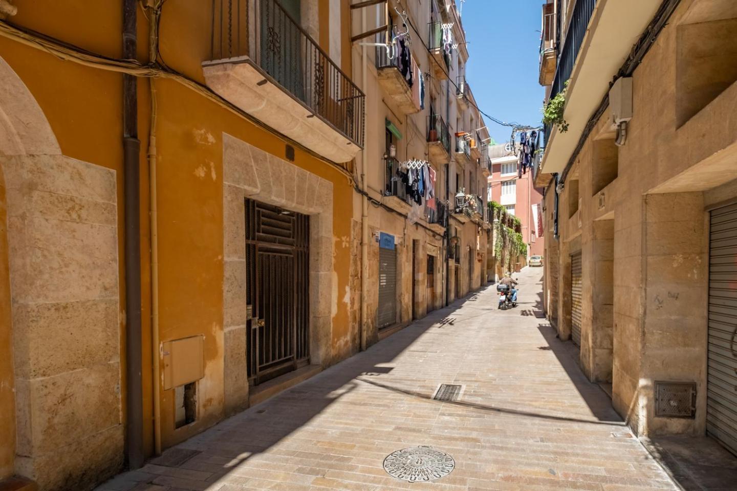 Apartamento En El Corazon De Tarragona. Planta Baja Con Patio. Ngoại thất bức ảnh