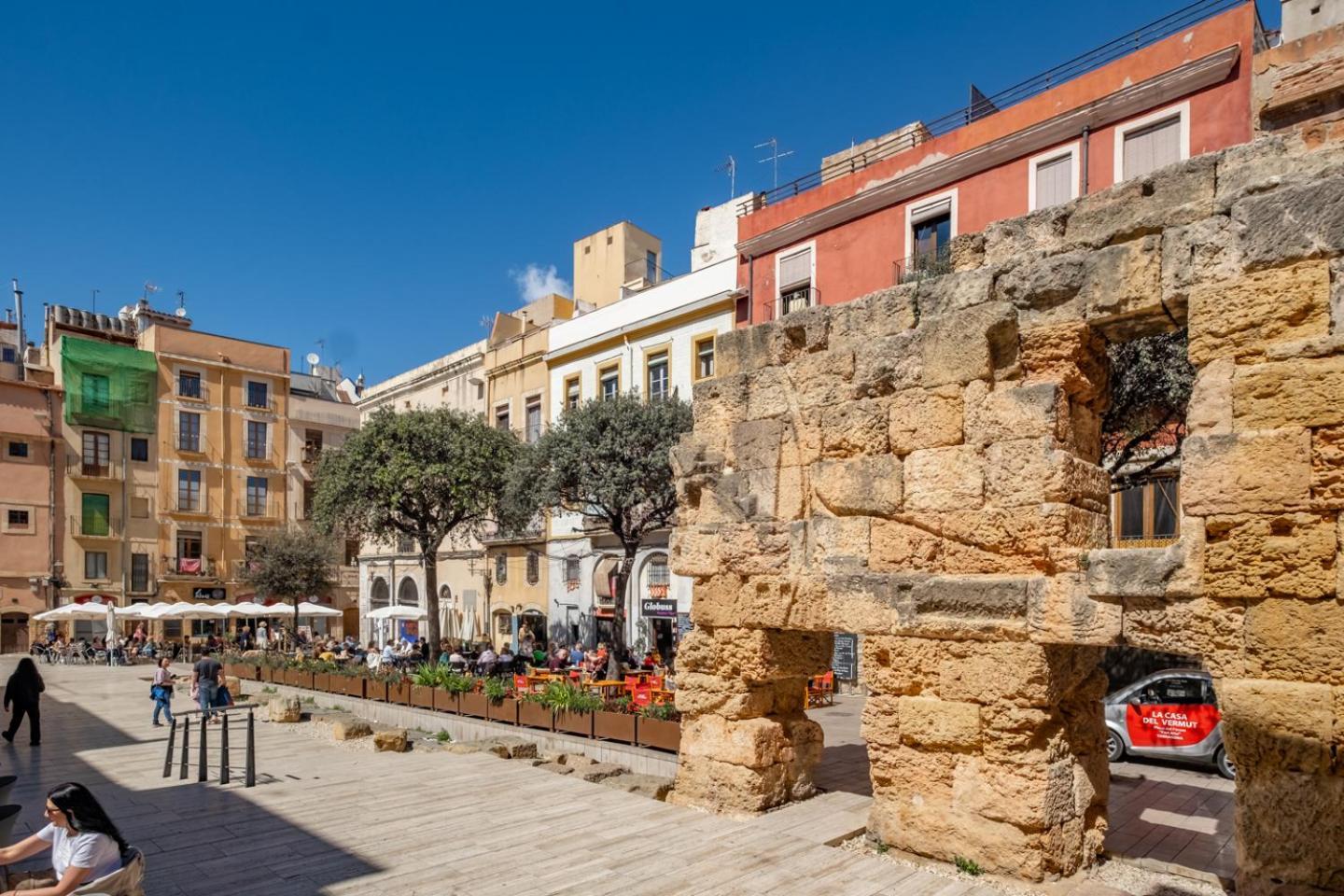 Apartamento En El Corazon De Tarragona. Planta Baja Con Patio. Ngoại thất bức ảnh