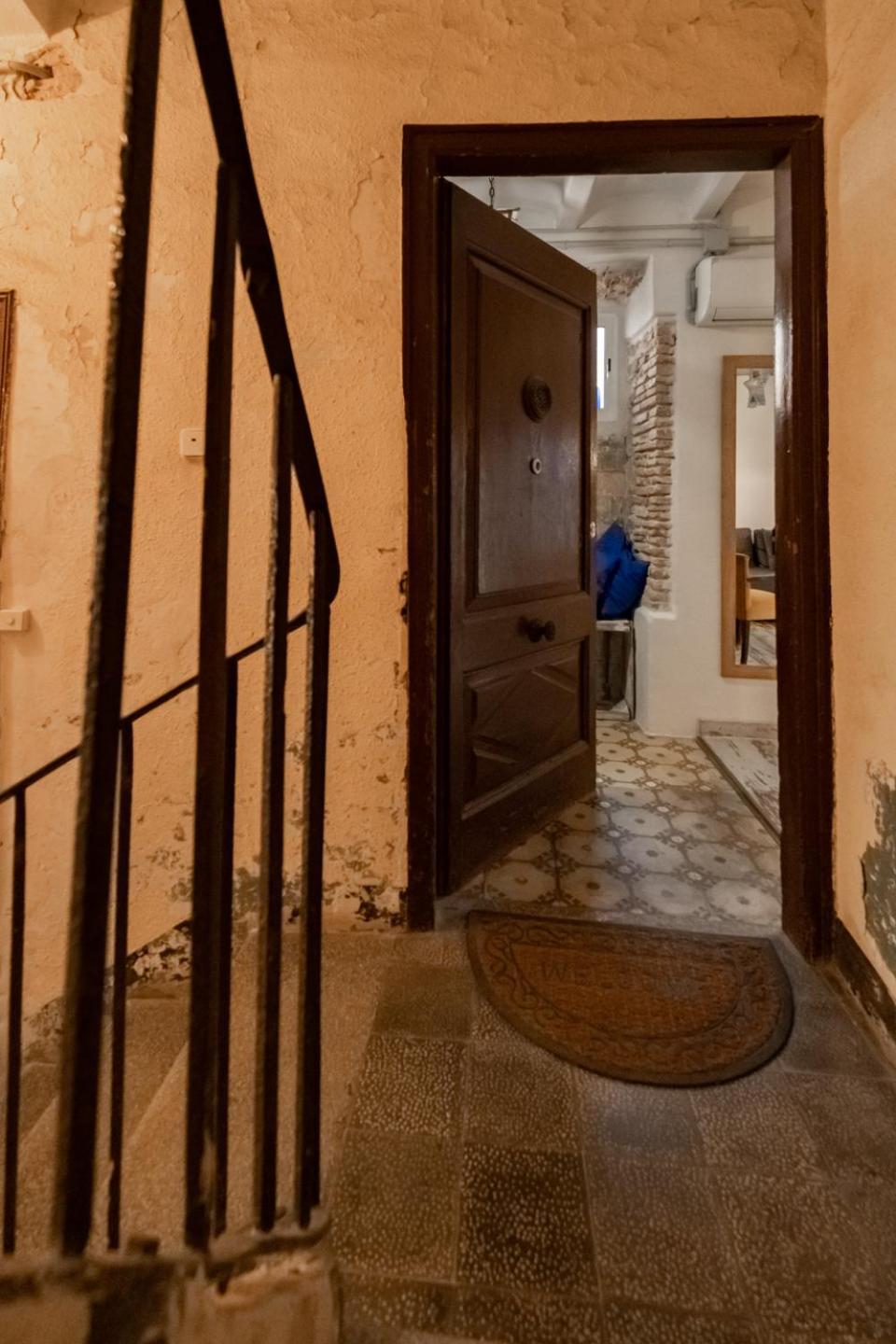 Apartamento En El Corazon De Tarragona. Planta Baja Con Patio. Ngoại thất bức ảnh